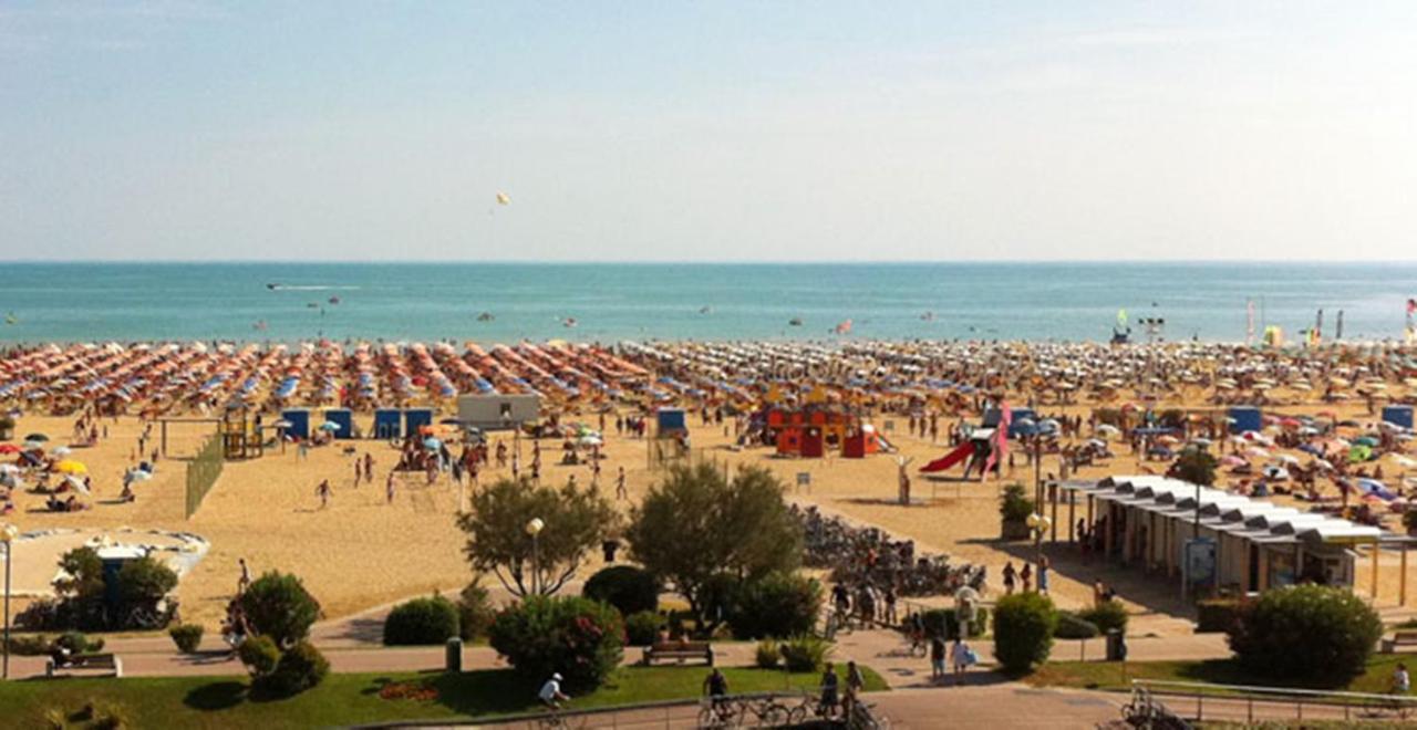 Bright Sea Front With Balcony