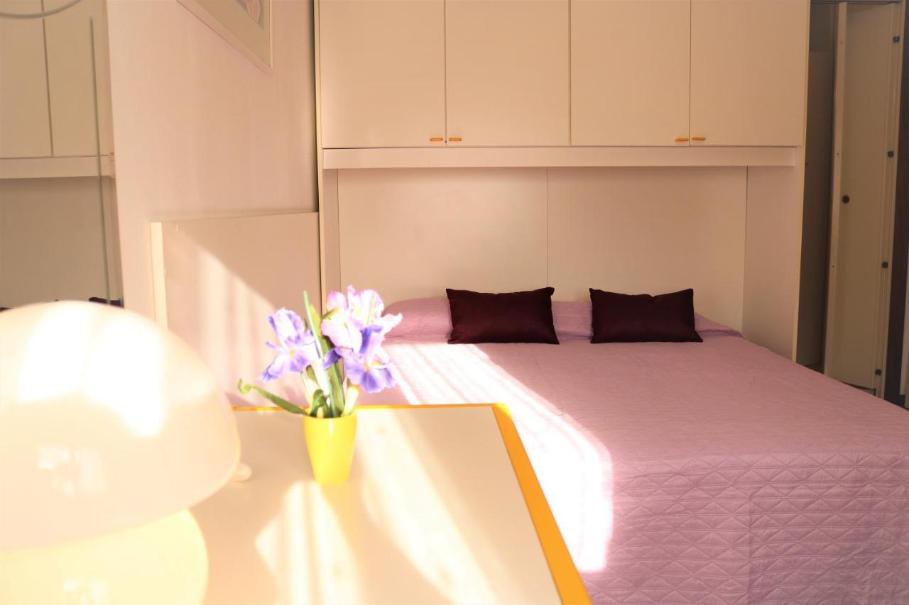 Bright Sea Front With Balcony Apartment Bibione